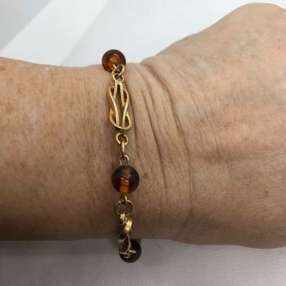 Avon topaz glass goldtone 7” bracelet - Picture 2 of 4